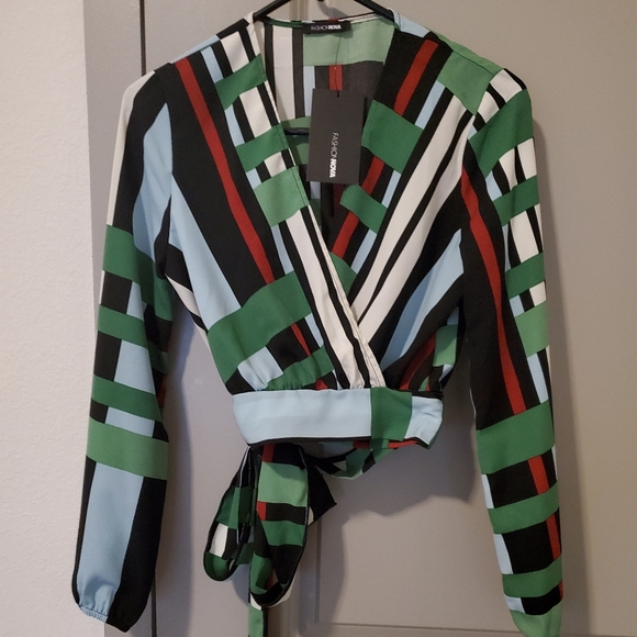 Fashion Nova Tops - Wrap top